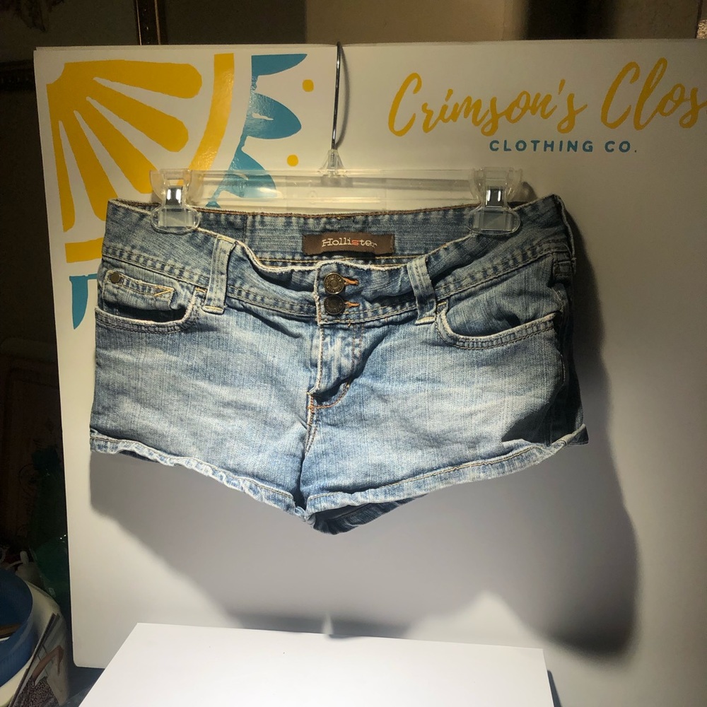 Hollister Shorts!